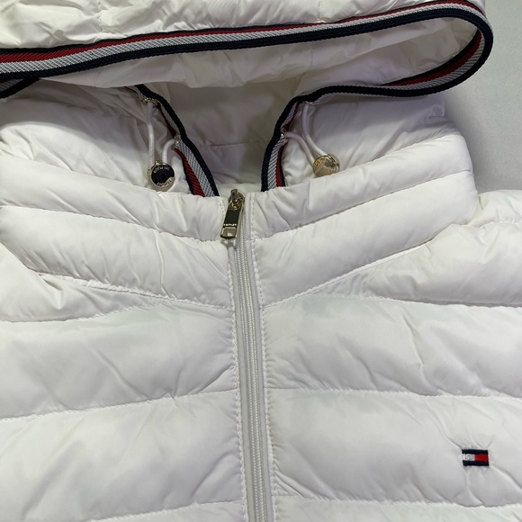 Tommy Hilfiger White Hooded Puffer Vest - Like New - S - Picture 4 of 7